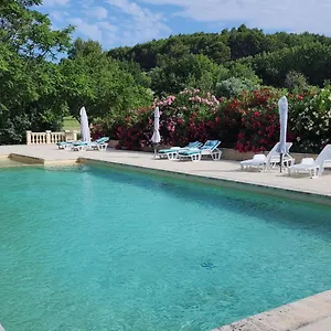 https://la-bastide-artistique.fr-provencehotel.com