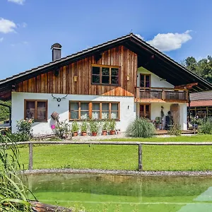Haus Heufelder Apartment